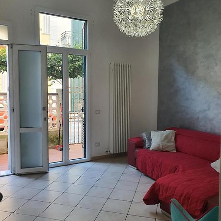Incantevole Vacanza In Versilia 维亚雷焦 外观 照片